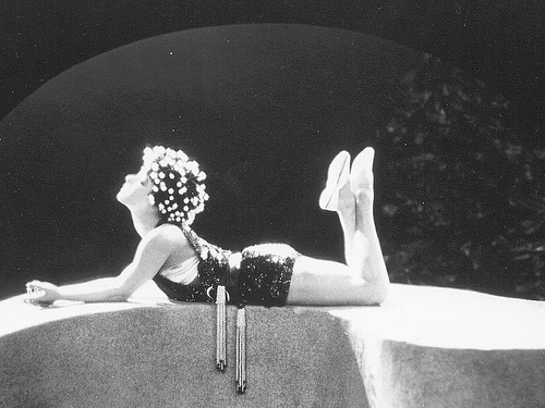 Alla Nazimova in'Salome' 1923 click to enlarge 